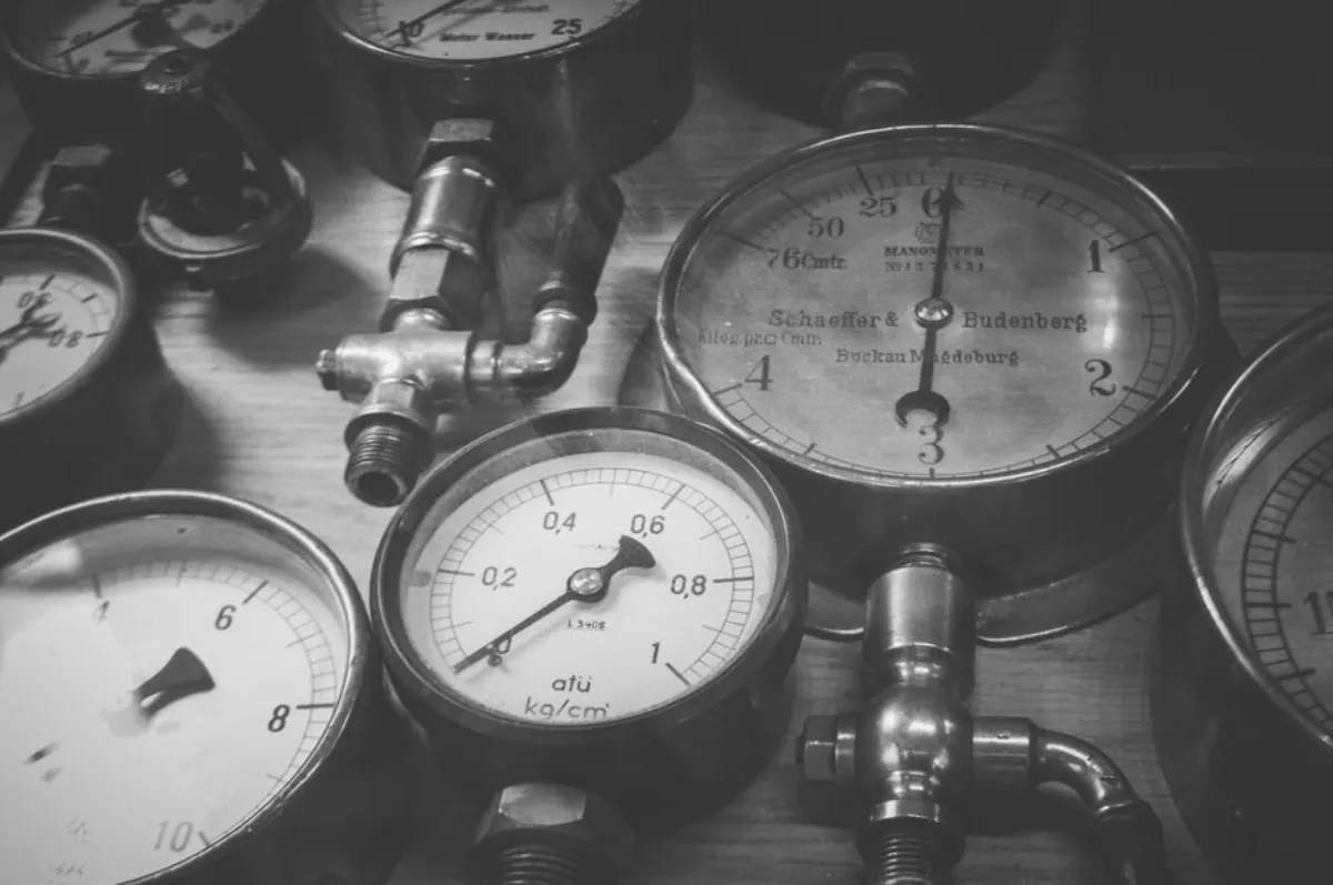 pressure gauge